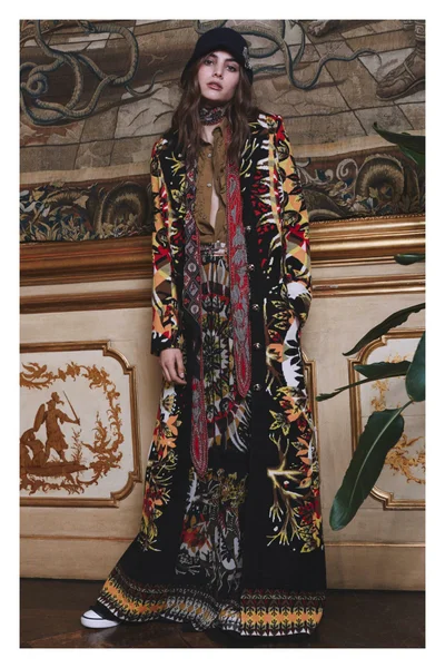 Look 14